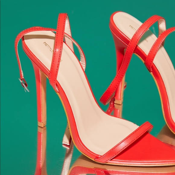 Red Heels - Picture 4 of 4